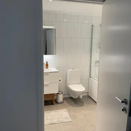 New 4 Bedroom In *