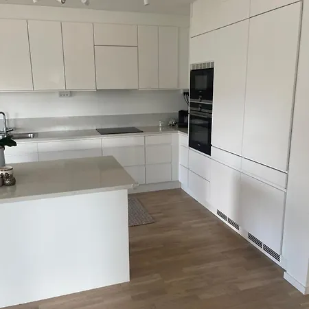 Apartment New 4 Bedroom In