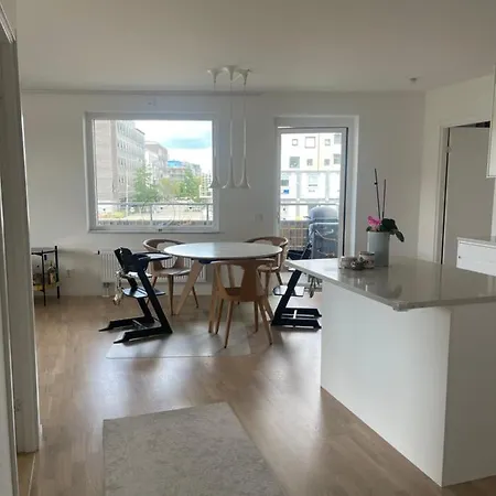 New 4 Bedroom In *